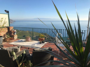  B&B La Terrazza Sul Mare Taormina  Таормина